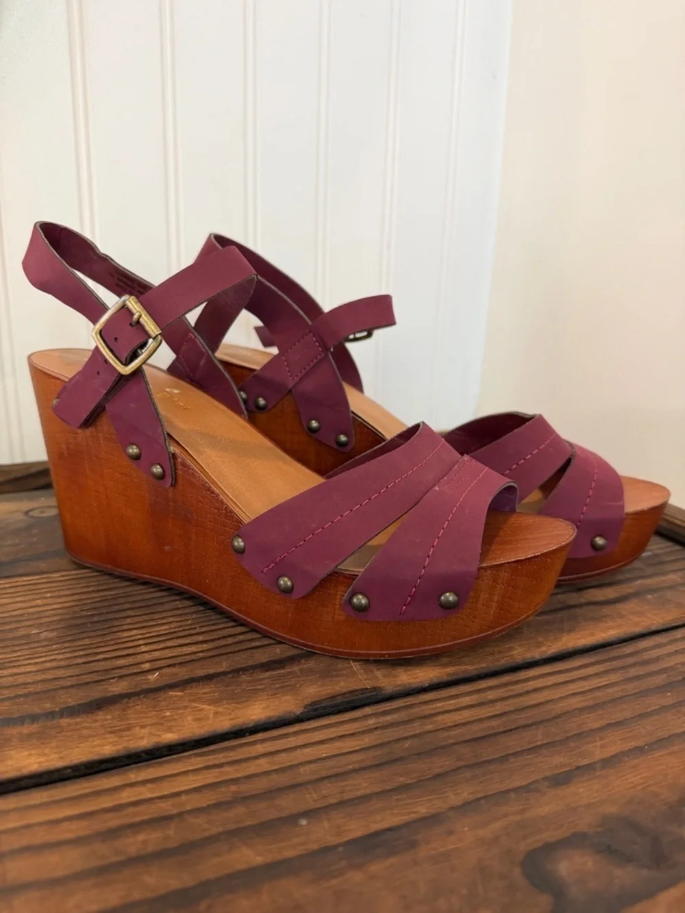 Madden Girl Darce Burgundy Strappy Wood Platform Sandals